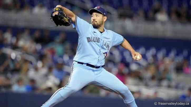 Clement, Springer hits in 8th lift Blue Jays over Marlins 2-0