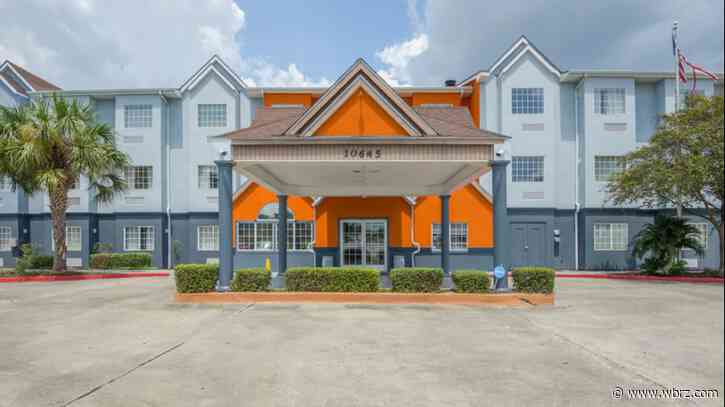 Baton Rouge hotel evacuated Tuesday night when mace traveled through AC system