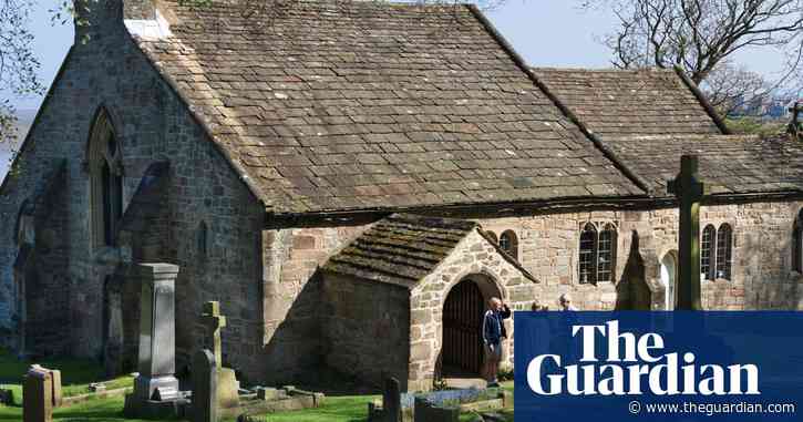 Church of England vicars demand pay rise to cope with cost of living crisis