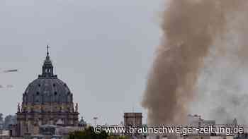 Paris: Mehrere Gebäude brennen nach Gasexplosion
