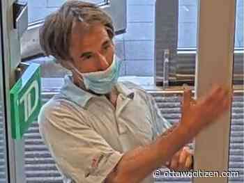 Police seek assistance to identify suspect in Bank Street holdup