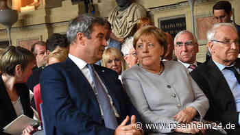 Merkel fährt auf dem Chiemsee jetzt gratis - Söders teils freche Laudatio hört sie regunglos