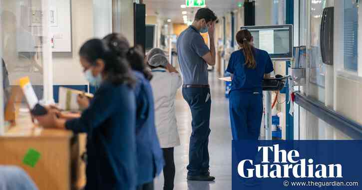 One in 10 health workers in England had suicidal thoughts during pandemic