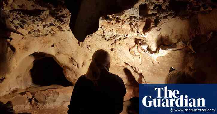 French cave markings said to be oldest known engravings by Neanderthals