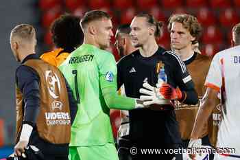 Verbruggen doet monden opnieuw openvallen: &quot;Kost nu weer miljoentje meer&quot; en &quot;Het ontbrekende element sinds van der Sar&quot;