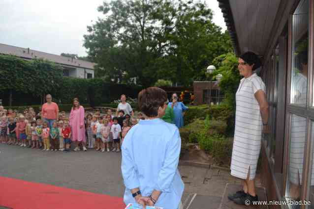 Kleuterjuf Silvie (42) en meester Alexander (46) van gemeentelijke basisscholen geselecteerd om ‘Praktijkleraar van het jaar 2023’ te worden