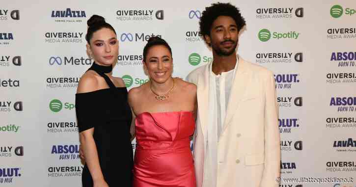 Diversity Media Awards, i premi 2023 assegnati a Milano: Ornella Vannoni presonaggio dell’anno