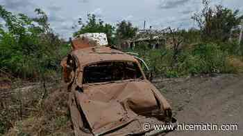 Guerre en Ukraine: dans les villages libérés, destructions et trophées de guerre
