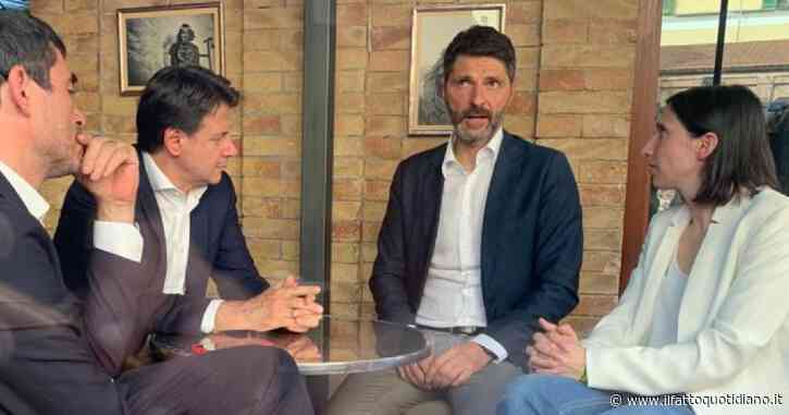 Molise, aperitivo tra Conte, Schlein e Fratoianni a Campobasso: poi comizi separati. Il video