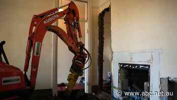 'We have had houses that were built illegally': Calls for better protections for home buyers in Tasmania