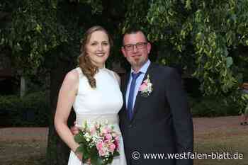 Schützen bilden Spalier