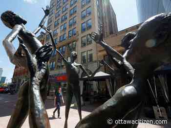 Joy returns to Ottawa's Sparks Street Mall