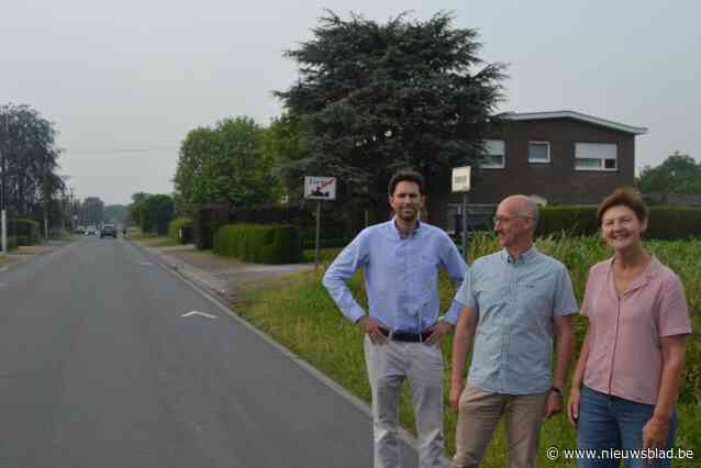 Gemeente zal maximum toegelaten snelheid in Reibroekstraat verlagen van 70 naar 50 kilometer per uur: “Meer ingrijpende aanpassingen zouden te lang duren”