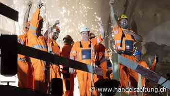 RBS feiert Durchschlag zum neuen Berner Tiefbahnhof