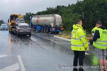 Unfall an B64-Abfahrt Stahle: Frau verletzt