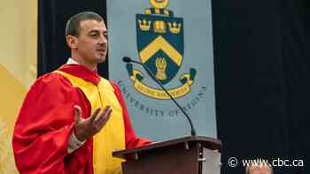 Olympic snowboarder Mark McMorris receives honourary degree from University of Regina
