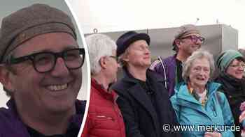 „Diese blöde Bescheidenheit“: Hans Sigl drängt fremden Leuten Selfies auf