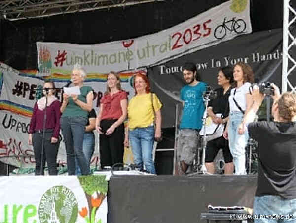 Mehrere hundert "Fridays for Future"-Demonstranten setzen starkes Zeichen für Schutz der Umwelt