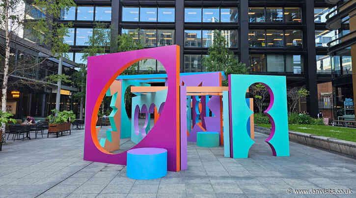 Public art – Now You See Me at Principal Place
