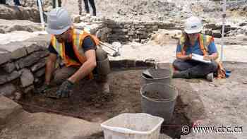 Archeological treasure from 19th century found under Hydro-Québec parking lot in Montreal