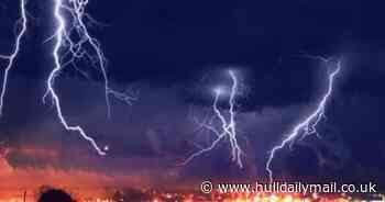 Hull weather warning for thunderstorms with risk of 'frequent lightning and large hail'