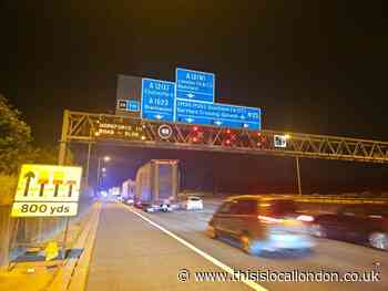 Warning as police deal with drivers on closed M25 lane