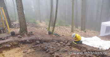 Archäologen finden bisher verborgene Stelle in Franken - hier lebte jemand mit "Macht und Reichtum"