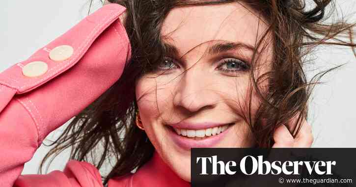 Aisling Bea: ‘I rebuilt my bathroom around my Bafta’