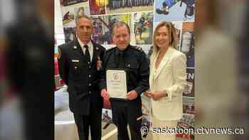 Saskatoon man awarded for rescuing family from house fire