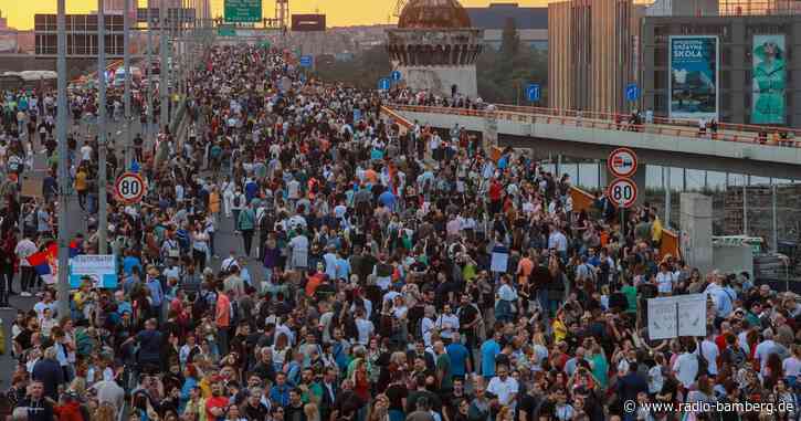 Serbien: Protest gegen Gewalt und Regierung weitet sich aus