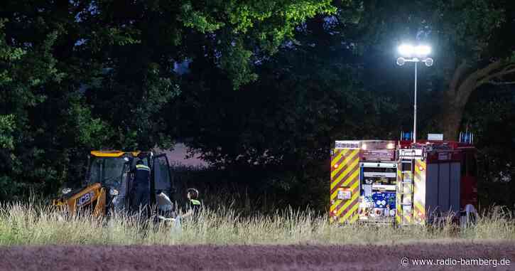 Junge und Mann sterben bei Baggerunfall in Zeltlager