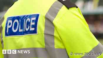 Bradford: Body found in Manningham street - police