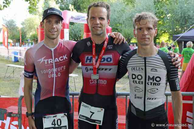 Louis Naeyaert moet in triatlon in ‘zijn’ Brugge zijn meerdere erkennen in oppermachtige Tom Vander Hoogerstraete: “We beseften snel dat het knokken was voor de tweede plaats”