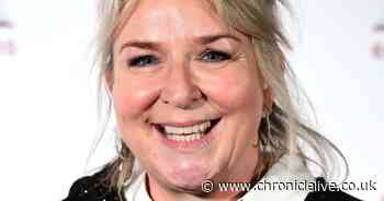 TV presenter Fern Britton suffers nasty thumb injury while using steak knife