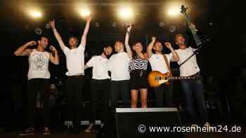 Viele Tränen fließen: Über 1100 Fans verabschieden in Griesstätt die Band Rock Wave