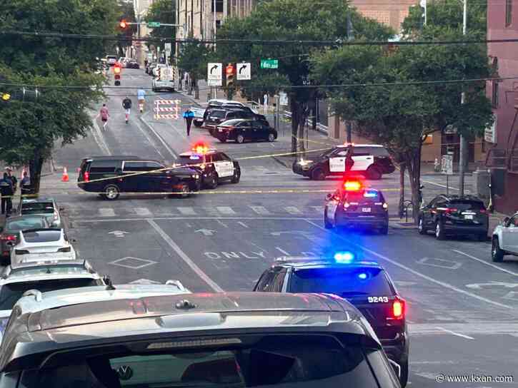 E 6th St. reopens after APD bomb squad investigation