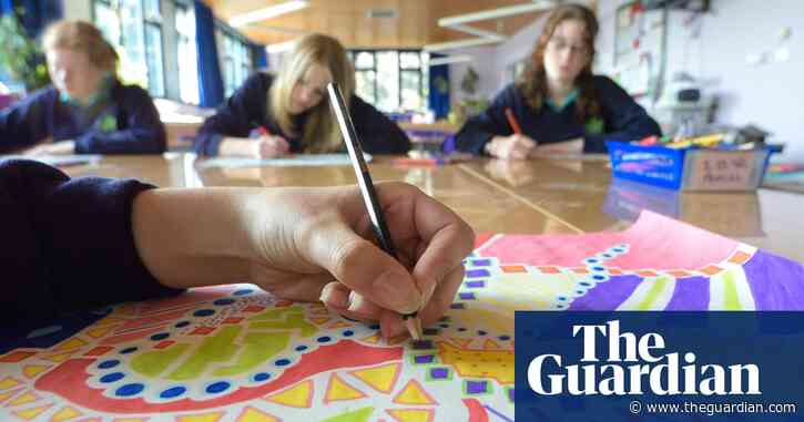 Labour accuses UK government of ‘stifling children’s creativity’