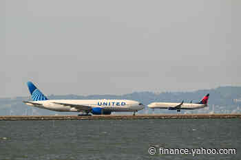 Airline execs predict 'major changes' amid pressure to cut emissions: Analyst