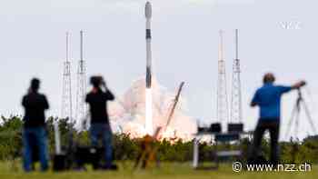 Ein Mangel an Raketen verzögert den Bau von Satellitenkonstellationen. Nur Elon Musk kann aus dem Vollen schöpfen.