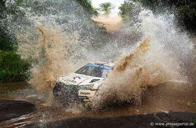 Safari-Rallye Kenia: Škoda Fahrer Kajetan Kajetanowicz meistert Schlammschlacht in Ostafrika und gewinnt erneut die WRC2-Klasse