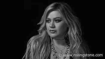 Kelly Clarkson Turns the Messiness of Divorce into Showstopping Pop Spectacle On ‘Chemistry’