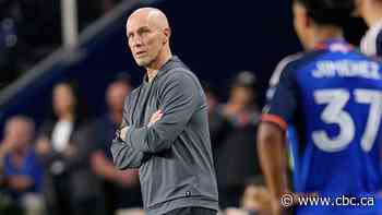 Toronto FC fires head coach Bob Bradley, ex-player Terry Dunfield takes over