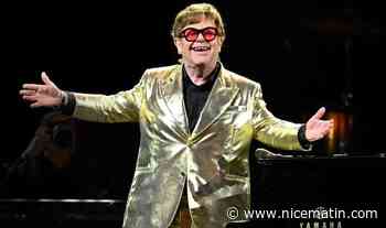 Elton John livre son dernier concert en apothéose au Royaume-Uni