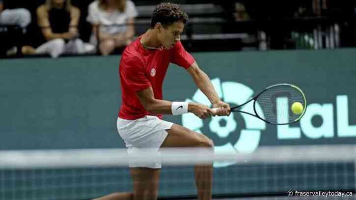 Diallo wins, Pospisil loses on opening day of qualifying at Wimbledon