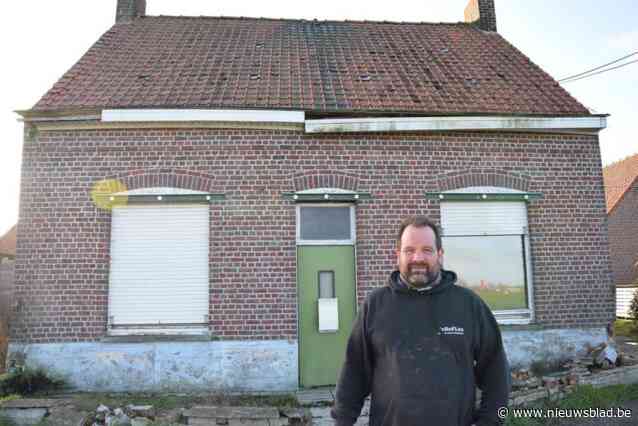 Alexander (40) wil ‘krot’ niet slopen maar dat kost hem flinke smak geld: “Ik laat het hier niet bij”