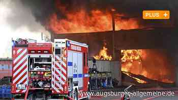Großbrand in Inningen: Über hundert Menschen kämpfen gegen die Flammen