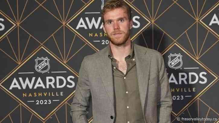 Connor McDavid dominates NHL awards