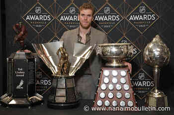Connor McDavid wins third NHL MVP, 1 vote short of unanimous selection