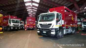 Emergenza rifiuti: Ama cerca "con urgenza" camion da noleggiare per la raccolta