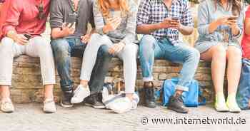 Zielgruppe 16 bis 18: Smartphones sind bei Mädchen beliebter als bei Jungs